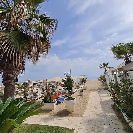Sara-El Seaside Apartment Durres Exterior photo