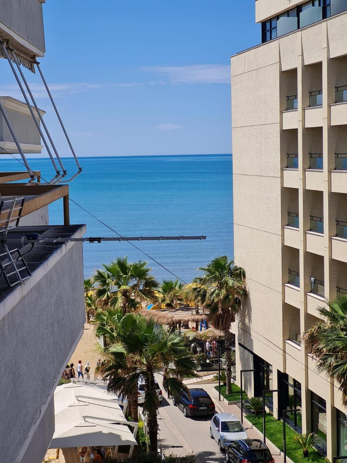 Sara-El Seaside Apartment Durres Exterior photo